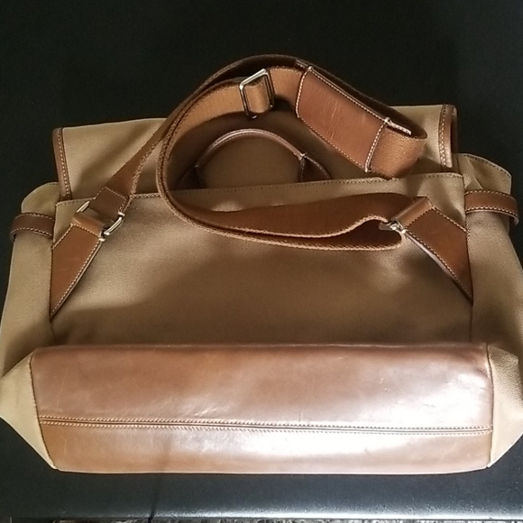 Coach Messenger Bag - Picture 8 of 9